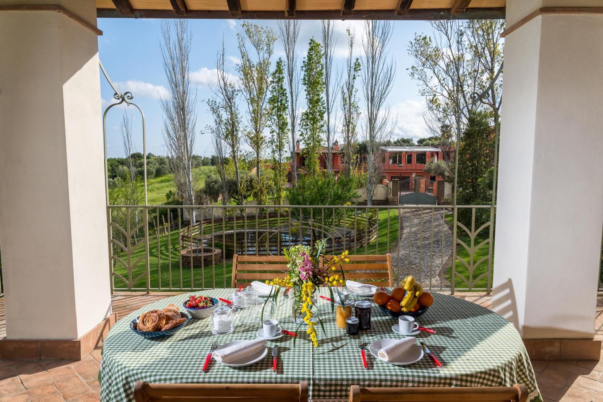 Villa Gli Eucalipti チェルヴェーテリ エクステリア 写真