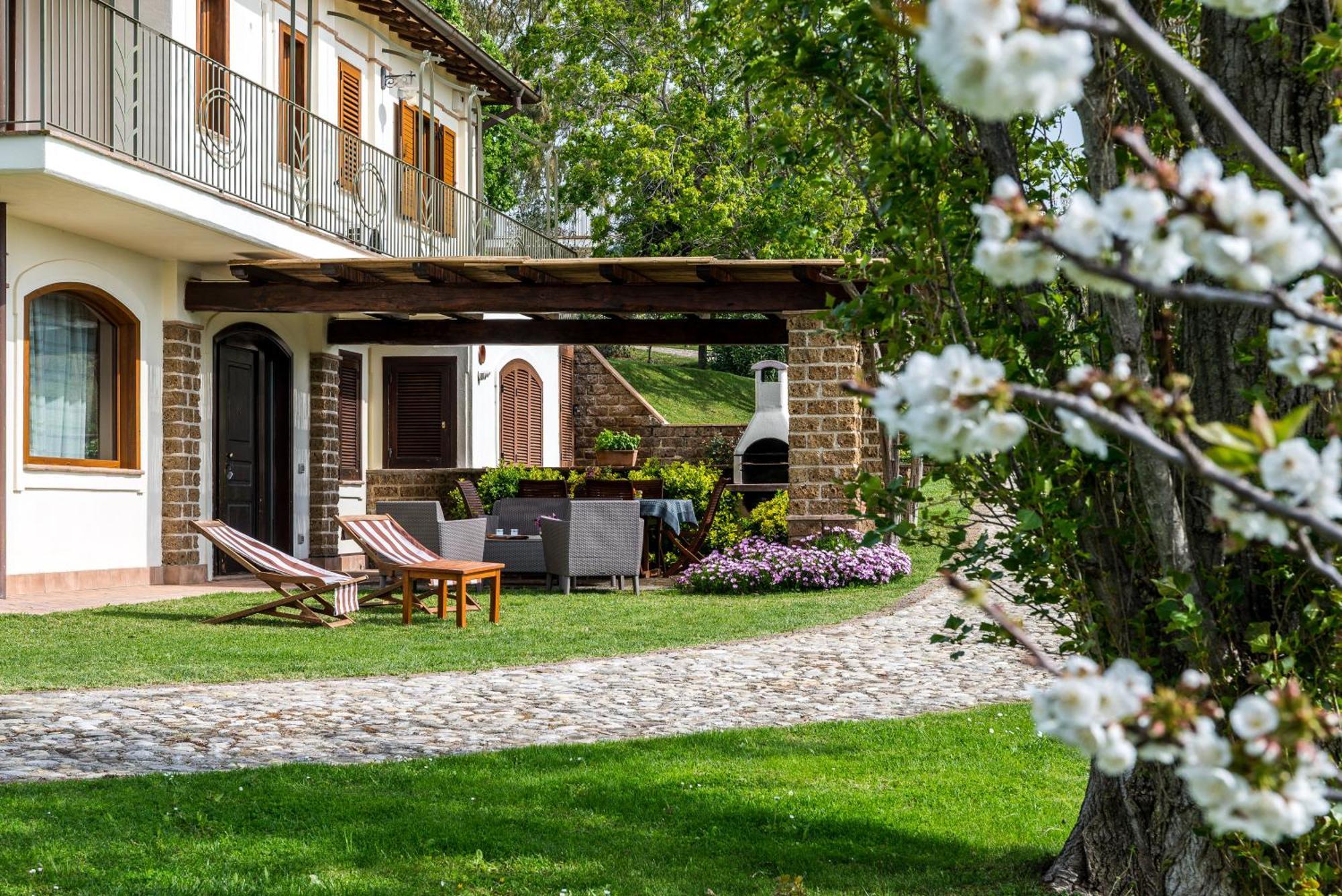 Villa Gli Eucalipti チェルヴェーテリ エクステリア 写真